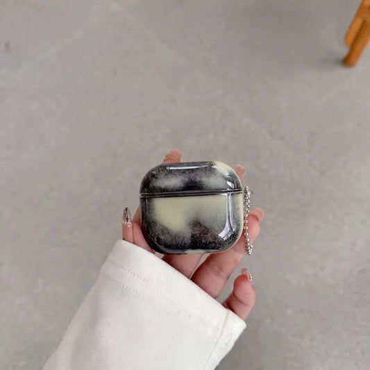 NØIR WHITE AIRPOD CASE