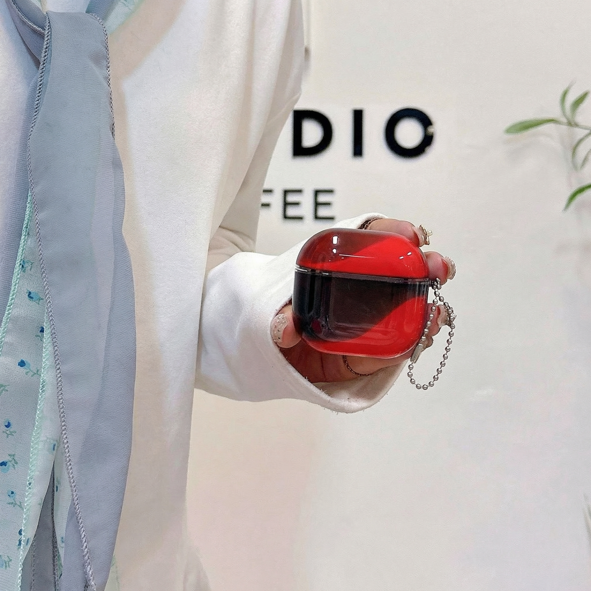 NØIR RED AIRPOD CASE