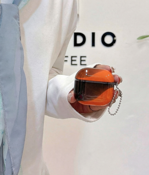NØIR ORANGE AIRPOD CASE