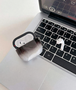NØIR WHITE AIRPOD CASE
